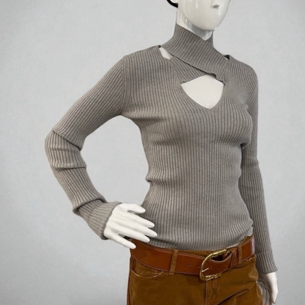 Brian Bailey Ribbed Knit Keyhole Neck Sweater